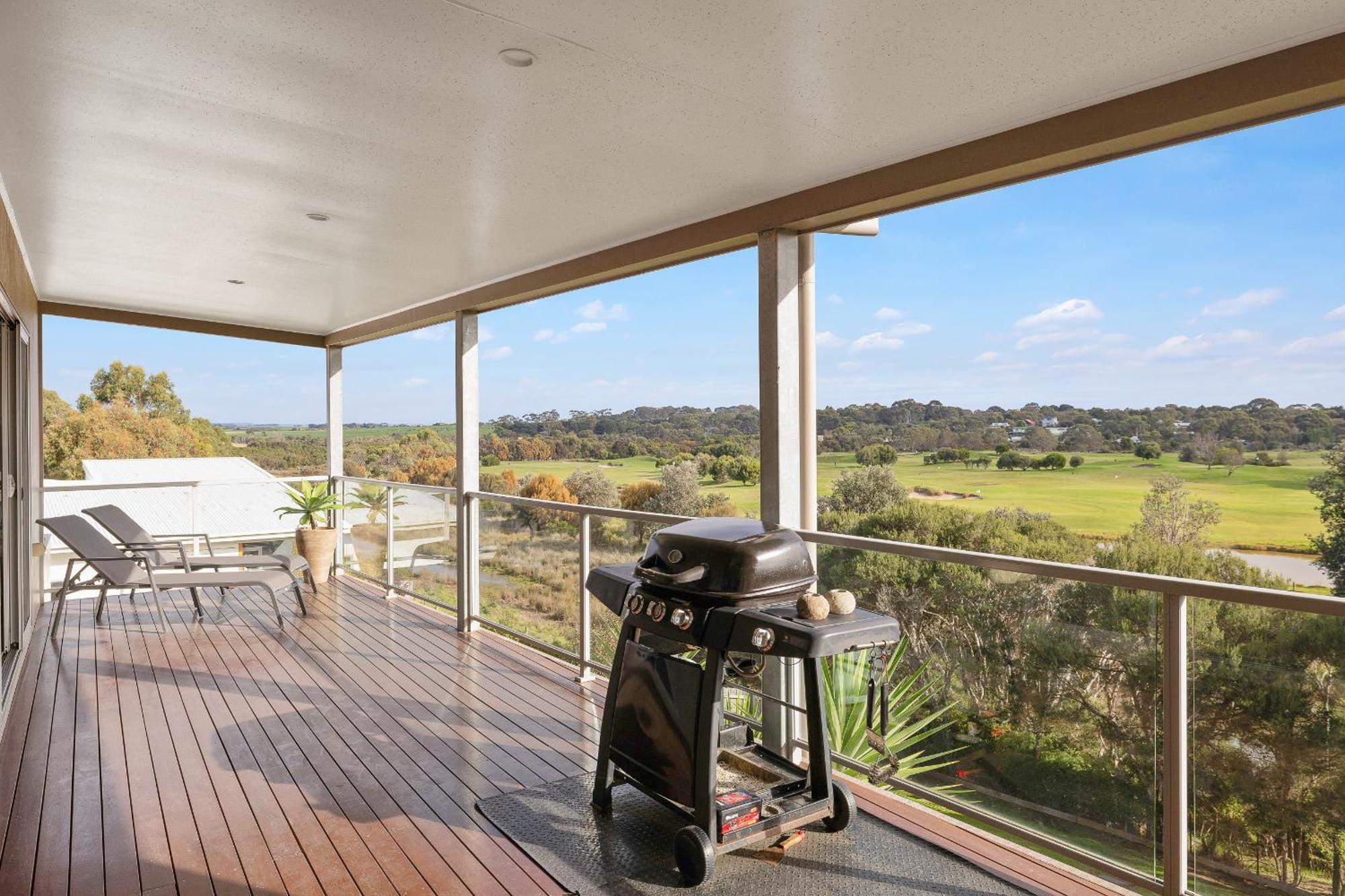 Villa Saltwater Breeze Retreat Cowes Esterno foto