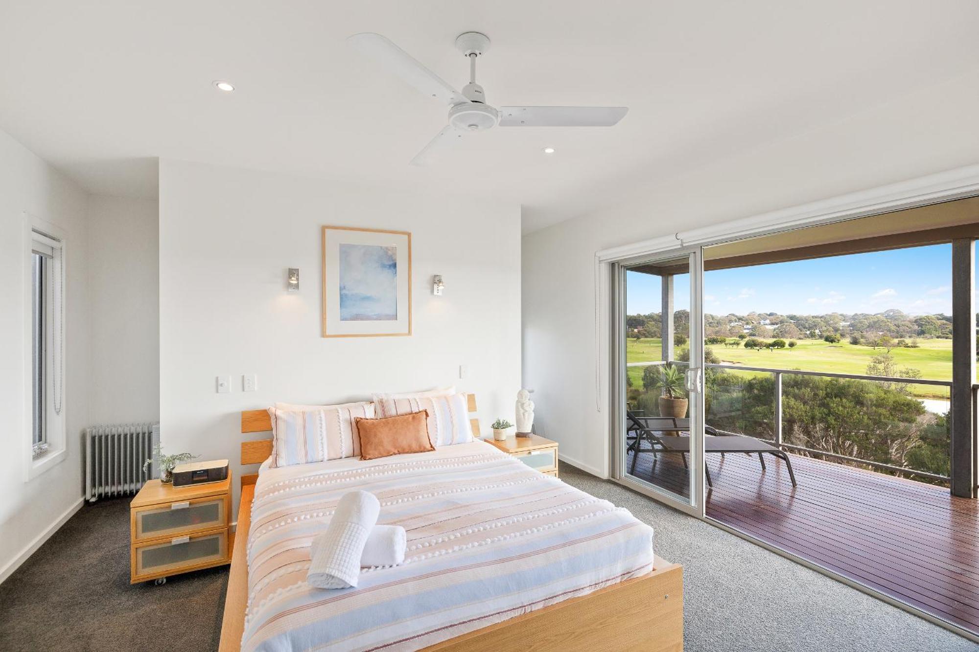 Villa Saltwater Breeze Retreat Cowes Esterno foto