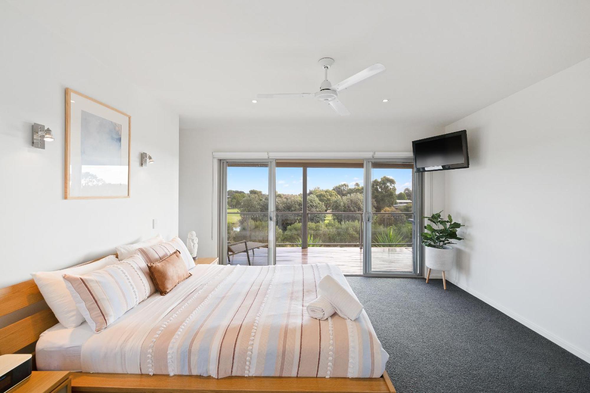 Villa Saltwater Breeze Retreat Cowes Esterno foto