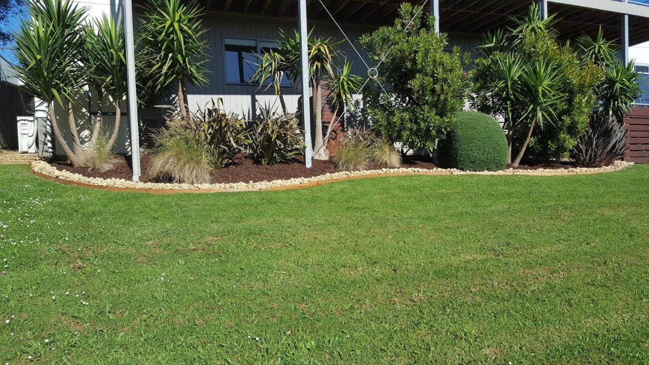 Villa Saltwater Breeze Retreat Cowes Esterno foto